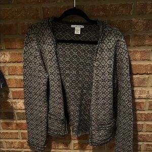 Gray Knit Cardigan with Geometric Pattern